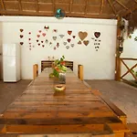 Beautiful Private Villa for 16 PAX with garden, BBQ&pool, Playa del Carmen