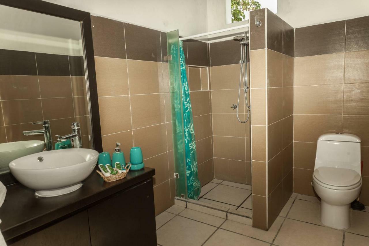 Beautiful Private For 16 Pax With Garden, Bbq&pool, Playa del Carmen