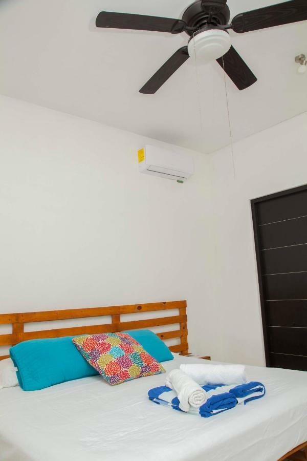 Beautiful Private For 16 Pax With Garden, Bbq&pool, Сasa de vacaciones *